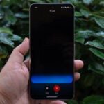 Gemini Live gets real-time captions for more discreet conversations