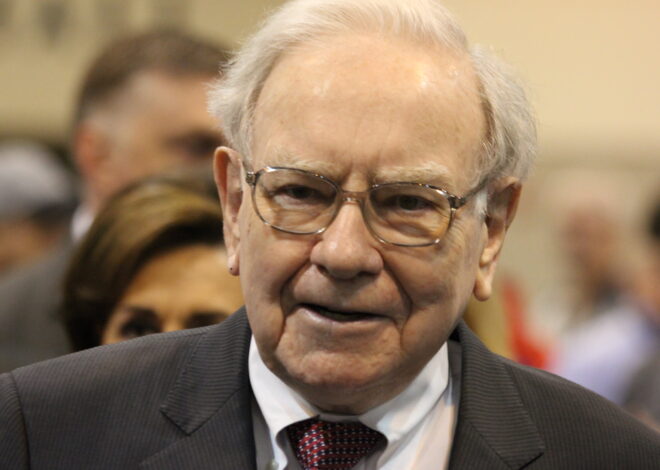 Should You Buy Gold After Its 60% Increase in Value? Here’s What Warren Buffett Has to Say About It.