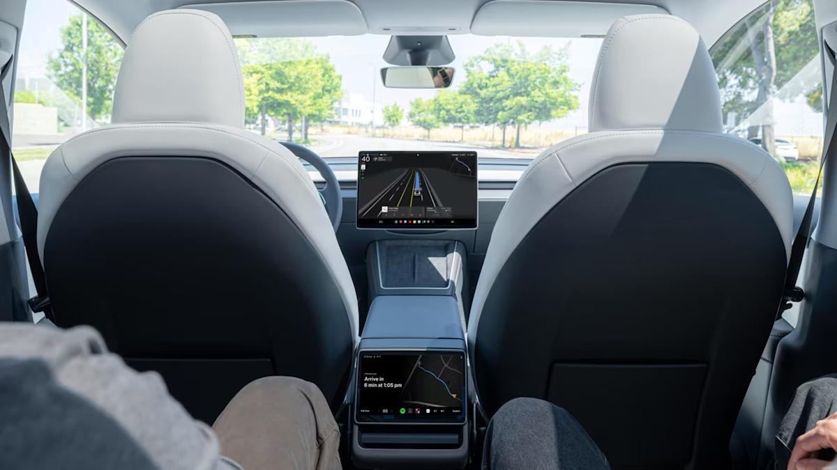 Tesla’s first robotaxi rides are already running into a few bumps
