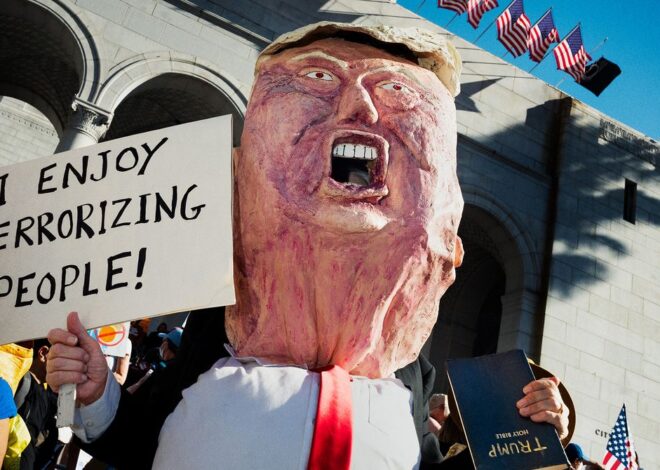 Scenes From Saturday’s Nationwide ‘No Kings’ Protests